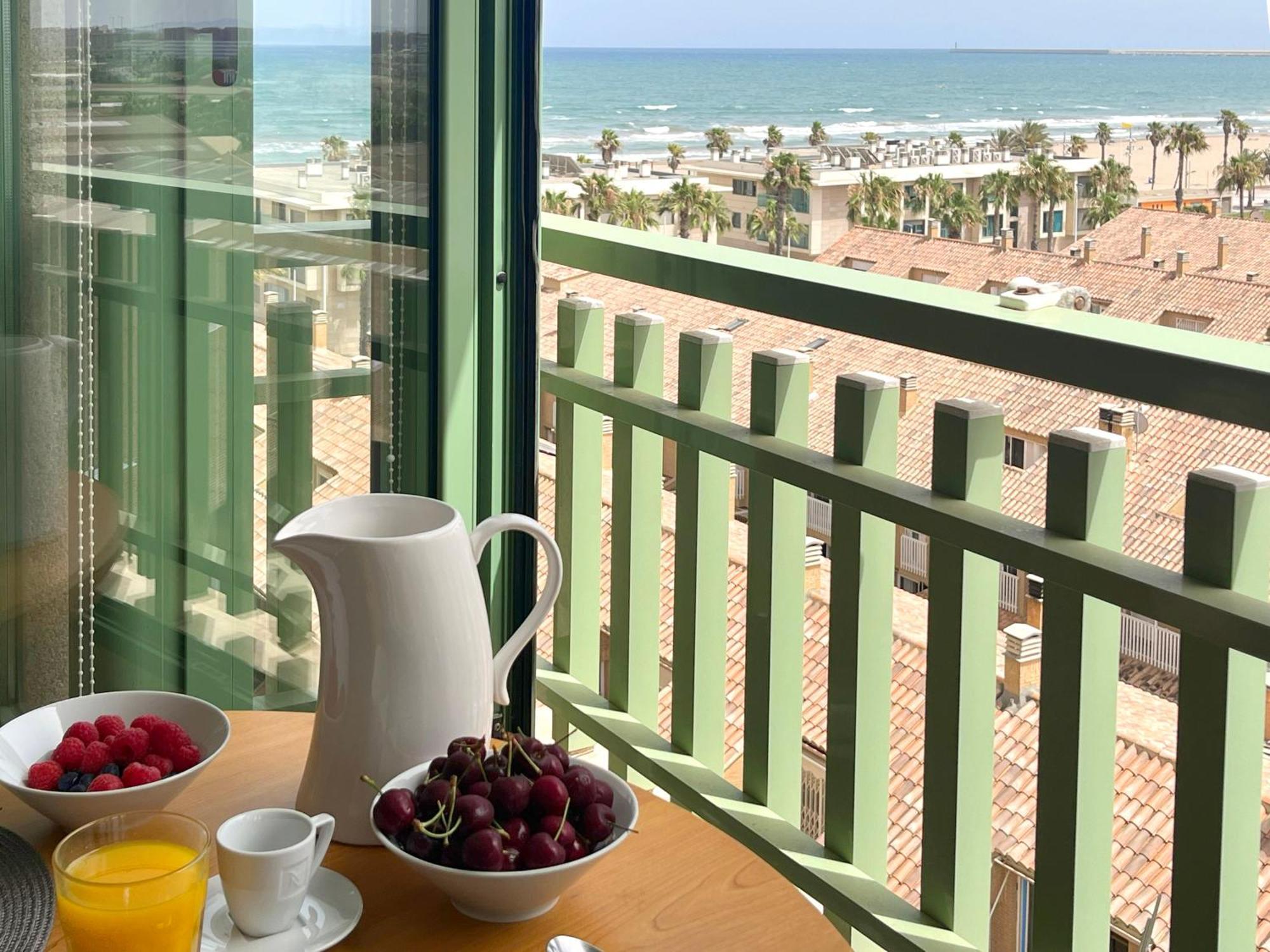 Stylish Well-Connected Beachfront Flat Valencia Exterior foto